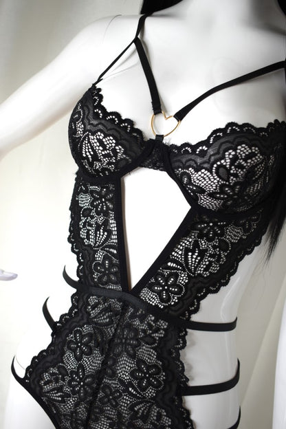 Artemis Body with Lace and Heart Detail