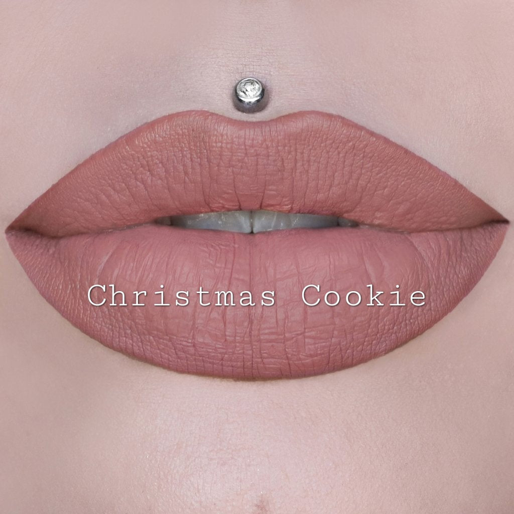Velvet Liquid Lipstick – Long-Lasting Matte Finish