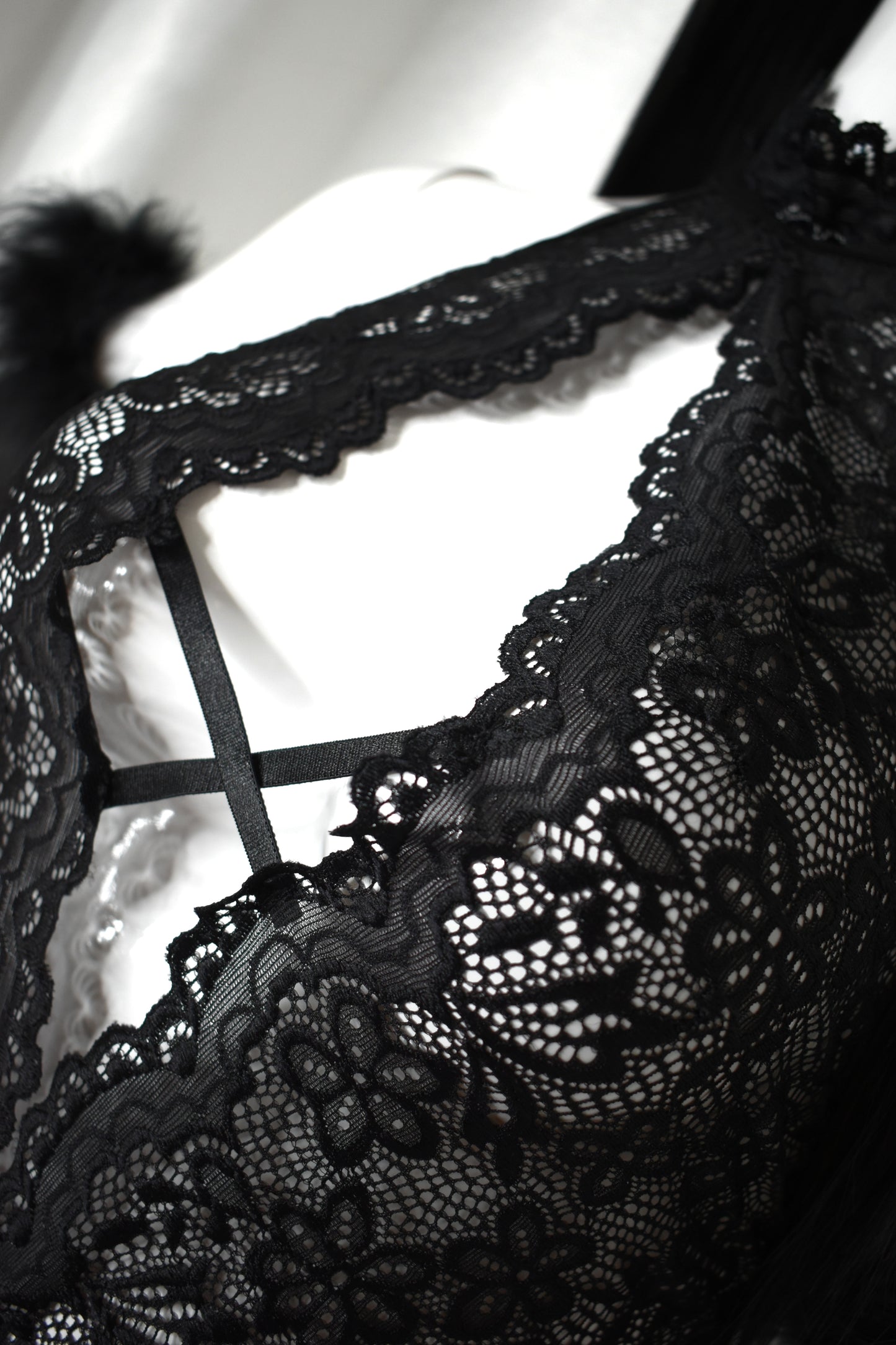 Aphrodite Body Halter with Black Lace