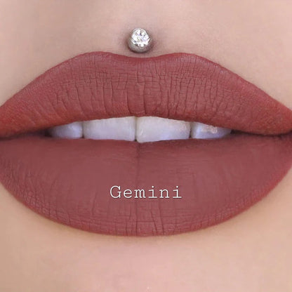 Velvet Liquid Lipstick – Long-Lasting Matte Finish