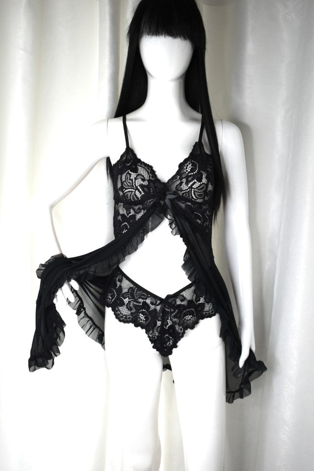 Persephone Lace Lingerie Set with Front Opening