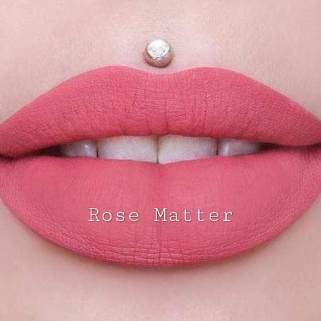 Velvet Liquid Lipstick – Long-Lasting Matte Finish